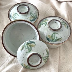 Set of 3 trinket dishes with lids